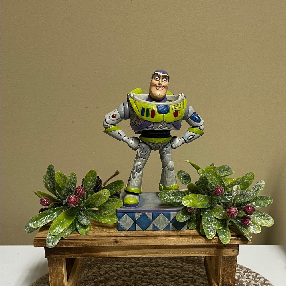 Disney Pixar VHTF Collectible Jim Shore “ Buzz Lightyear “ Figurine # 4031491
